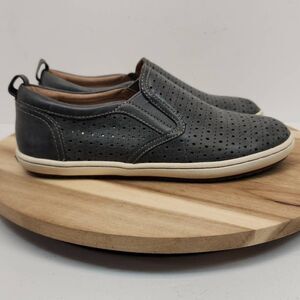 Taos Court women's slip-on sneakers Size 7 Gray